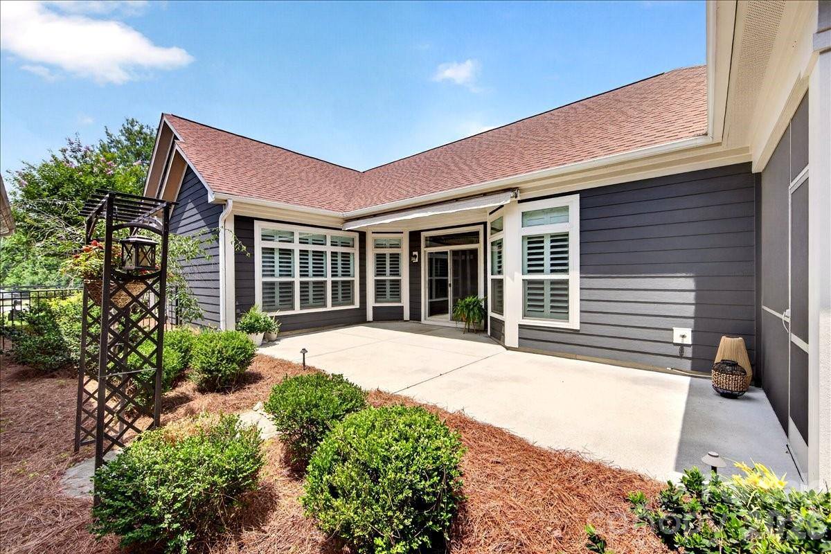 1012 Avalon Place, Matthews, NC 28104