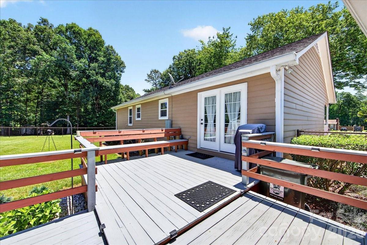 1104 Longmeadow Lane, Monroe, NC 28110