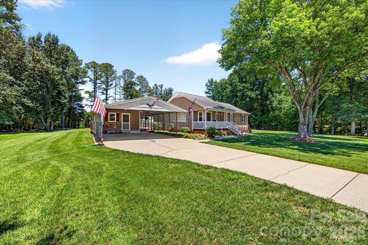 1104 Longmeadow Lane, Monroe, NC 28110