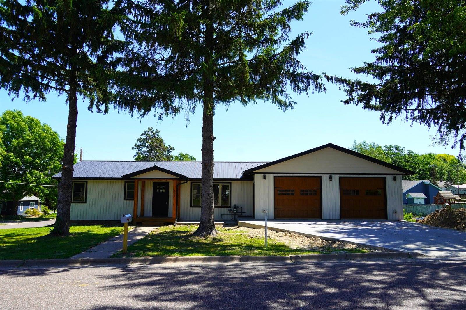 625 Western Ave, Viroqua, WI 54665