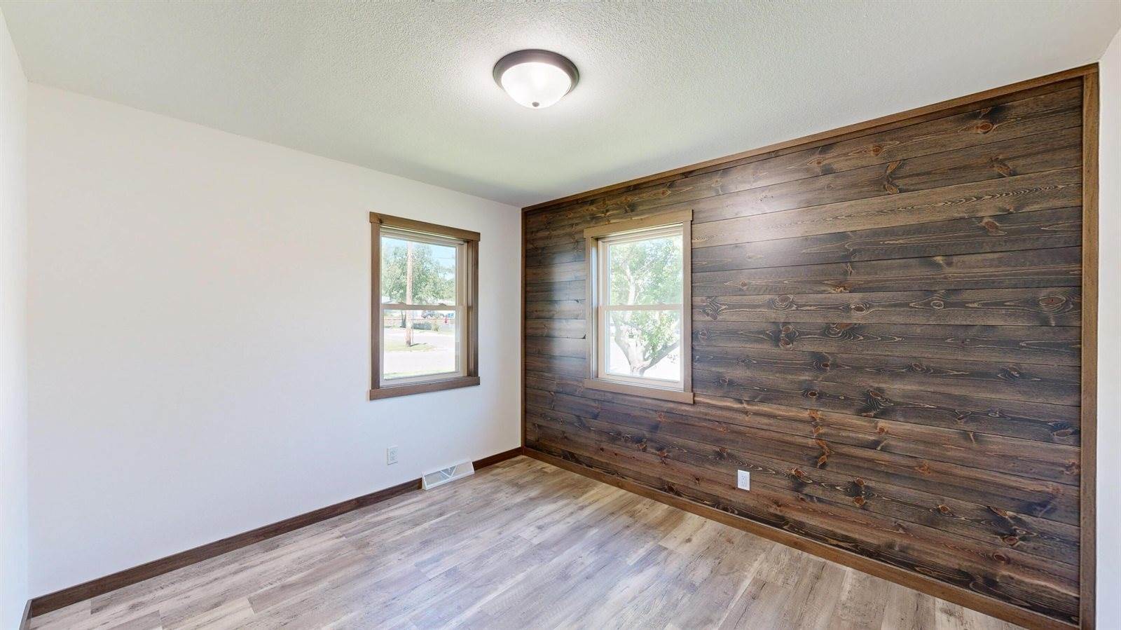 625 Western Ave, Viroqua, WI 54665