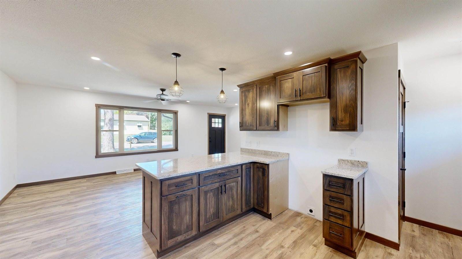 625 Western Ave, Viroqua, WI 54665