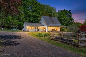 10 Highland Ridge Drive, Hampden, ME 04444