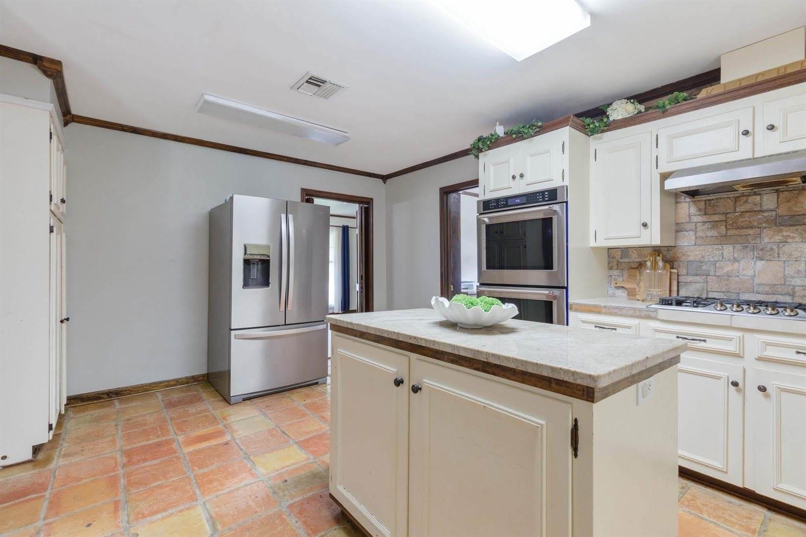 1501 Sixth St, Morgan City, LA 70380
