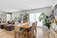 13717 NE 5TH Way, Vancouver, WA 98684
