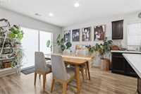 13717 NE 5TH Way, Vancouver, WA 98684