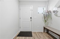 13717 NE 5TH Way, Vancouver, WA 98684