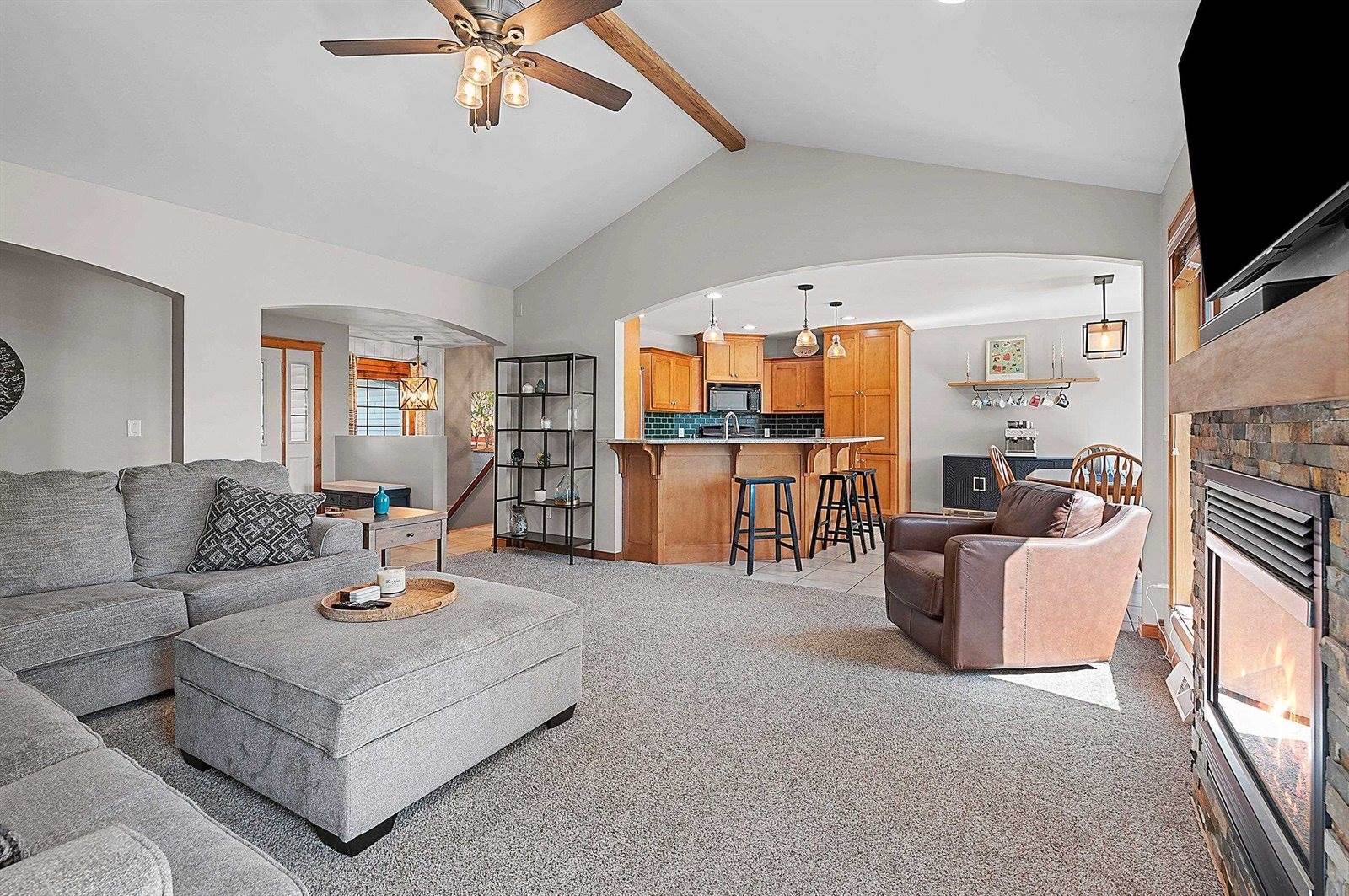 2133 Wheat Way, Green Bay, WI 54311