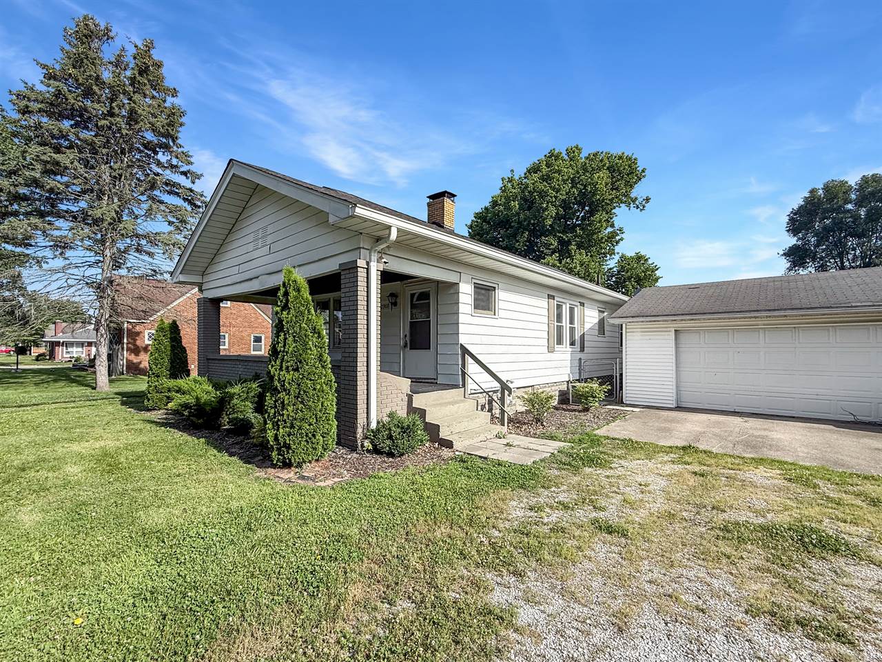 2908 College Ave, Terre Haute, IN 47803