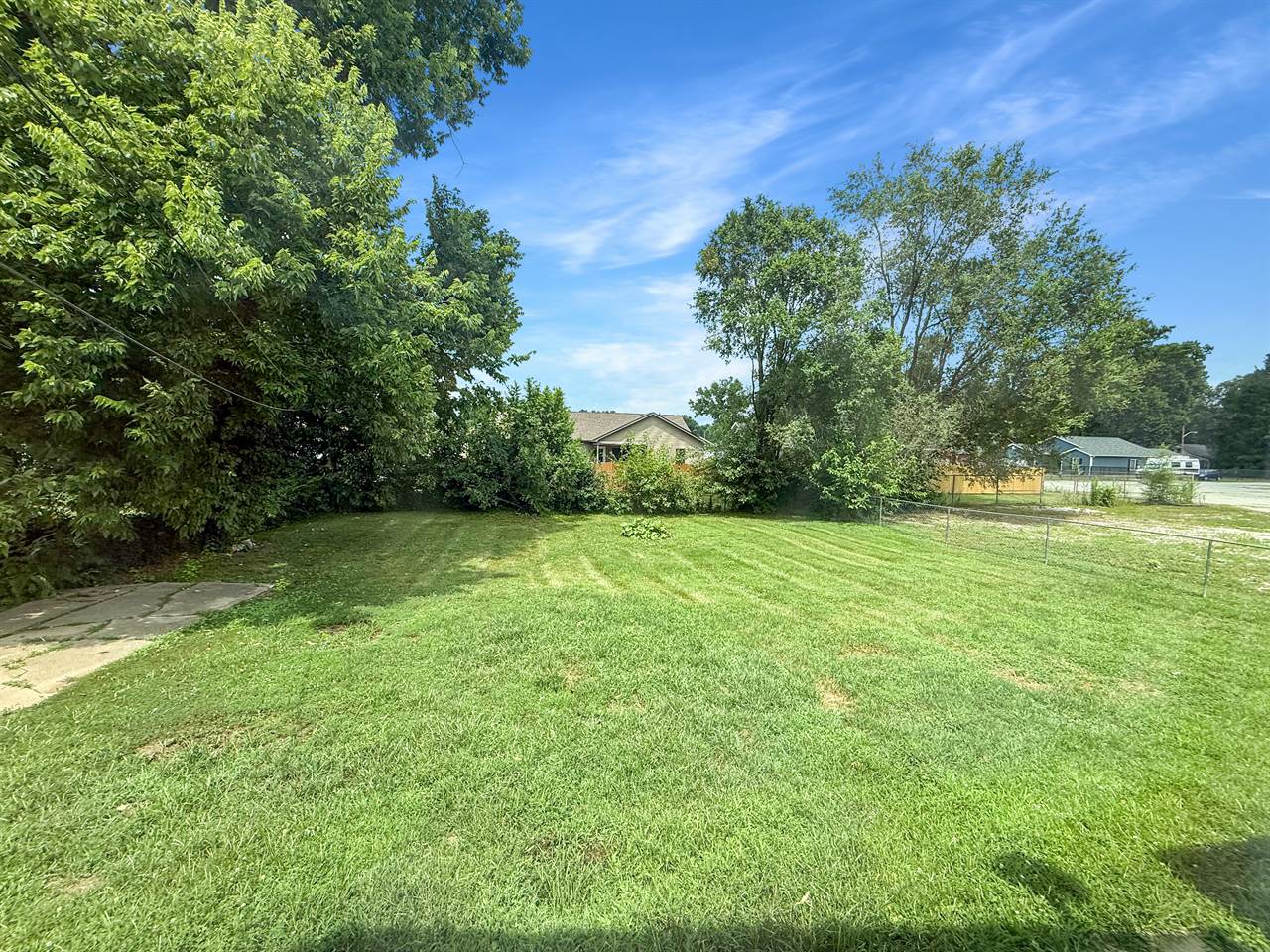 2908 College Ave, Terre Haute, IN 47803