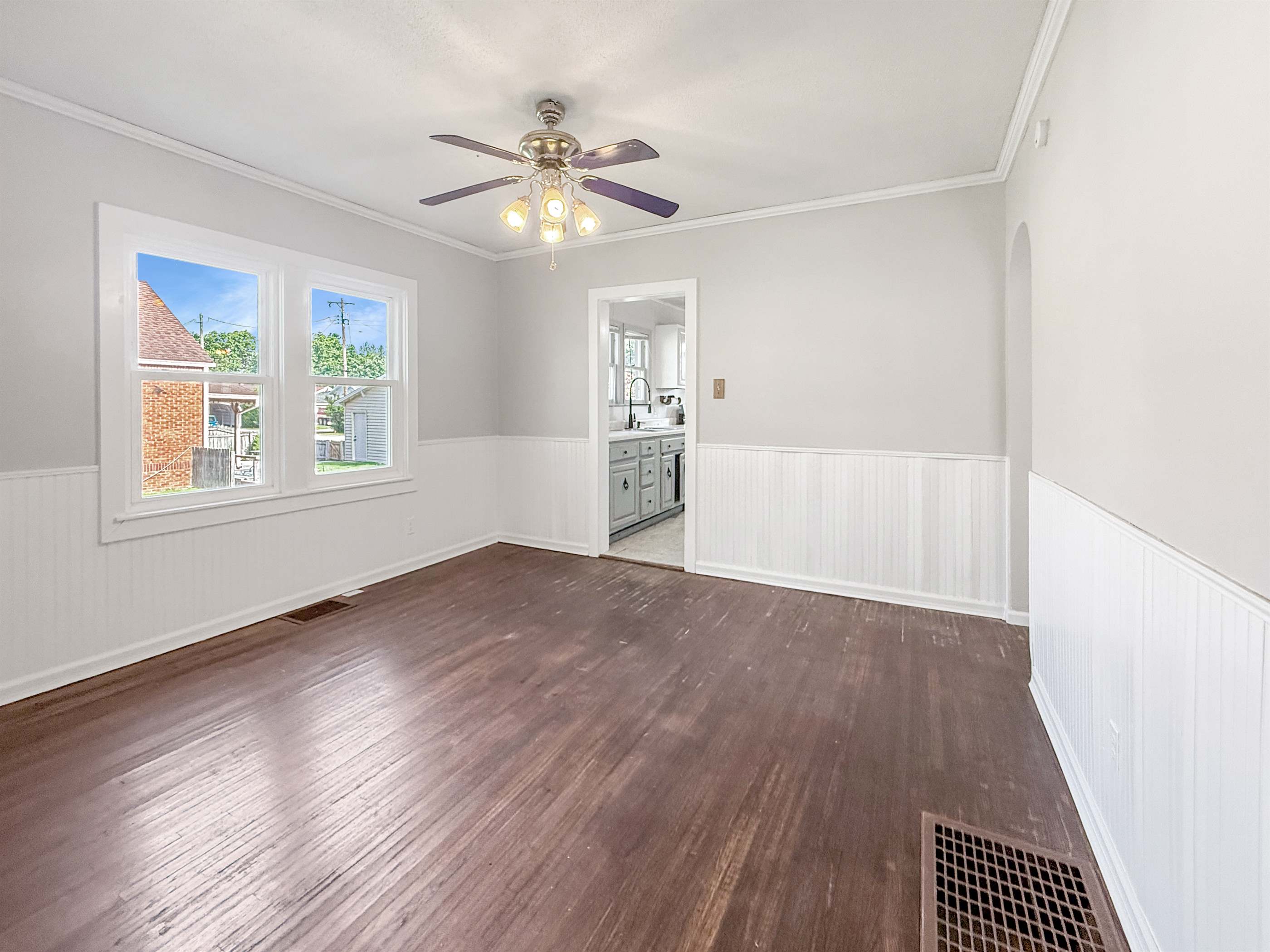 2908 College Ave, Terre Haute, IN 47803