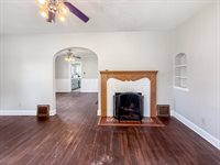 2908 College Ave, Terre Haute, IN 47803
