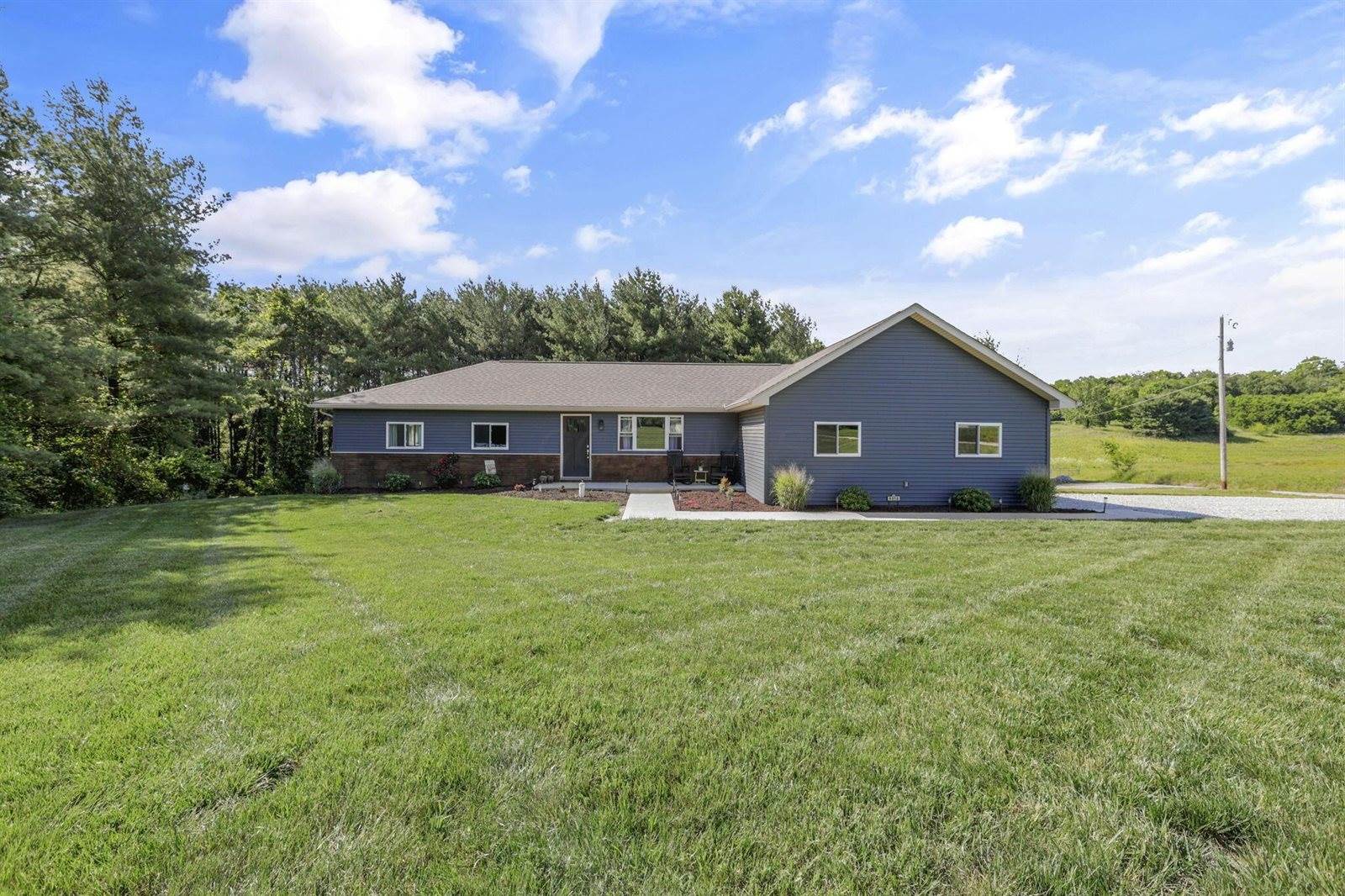 5312 Cincinnati Zanesville Road NE, Lancaster, OH 43130