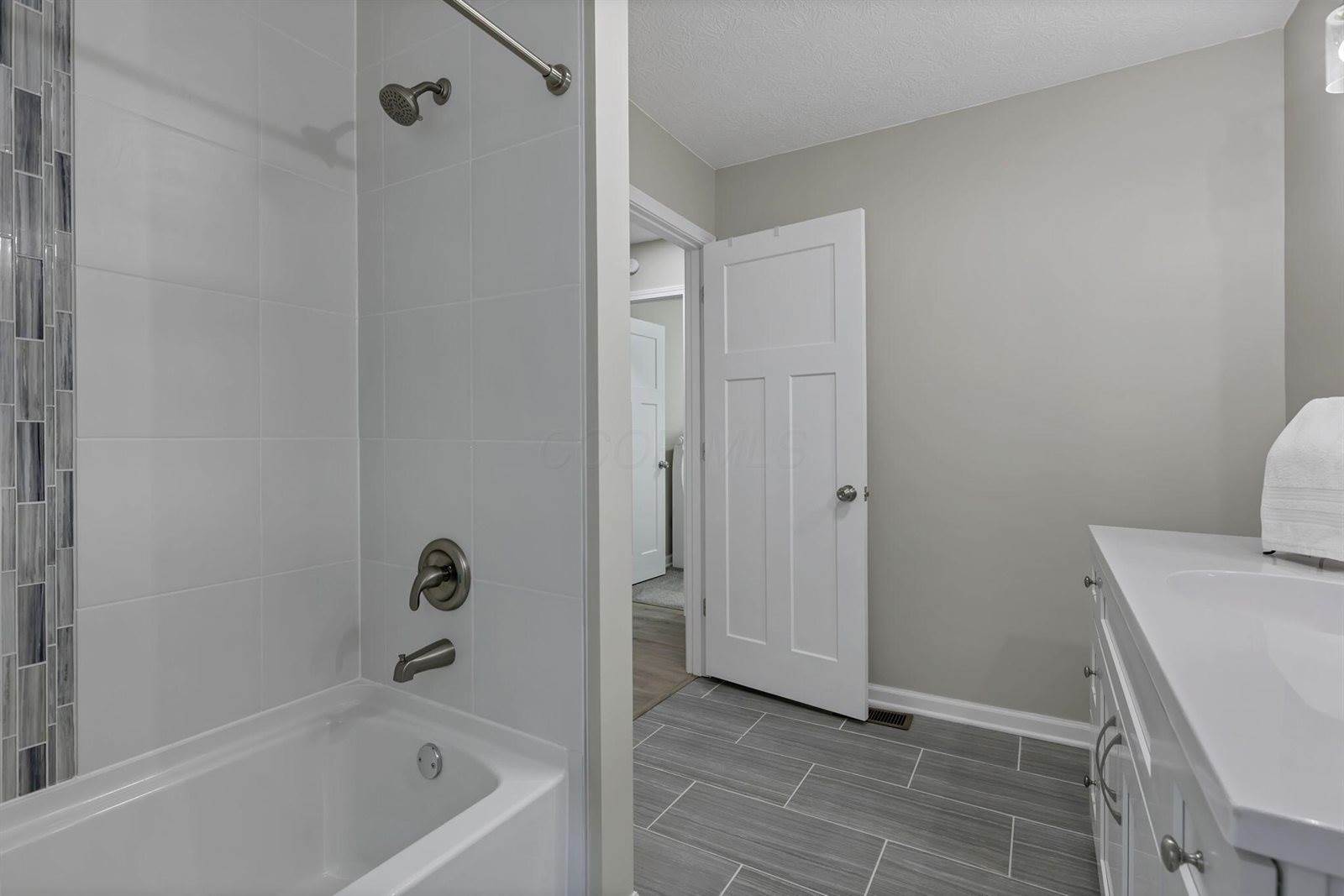 5312 Cincinnati Zanesville Road NE, Lancaster, OH 43130