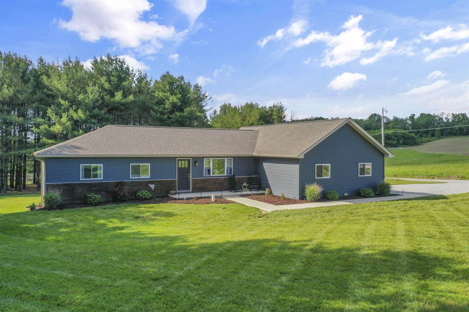 5312 Cincinnati Zanesville Road NE, Lancaster, OH 43130