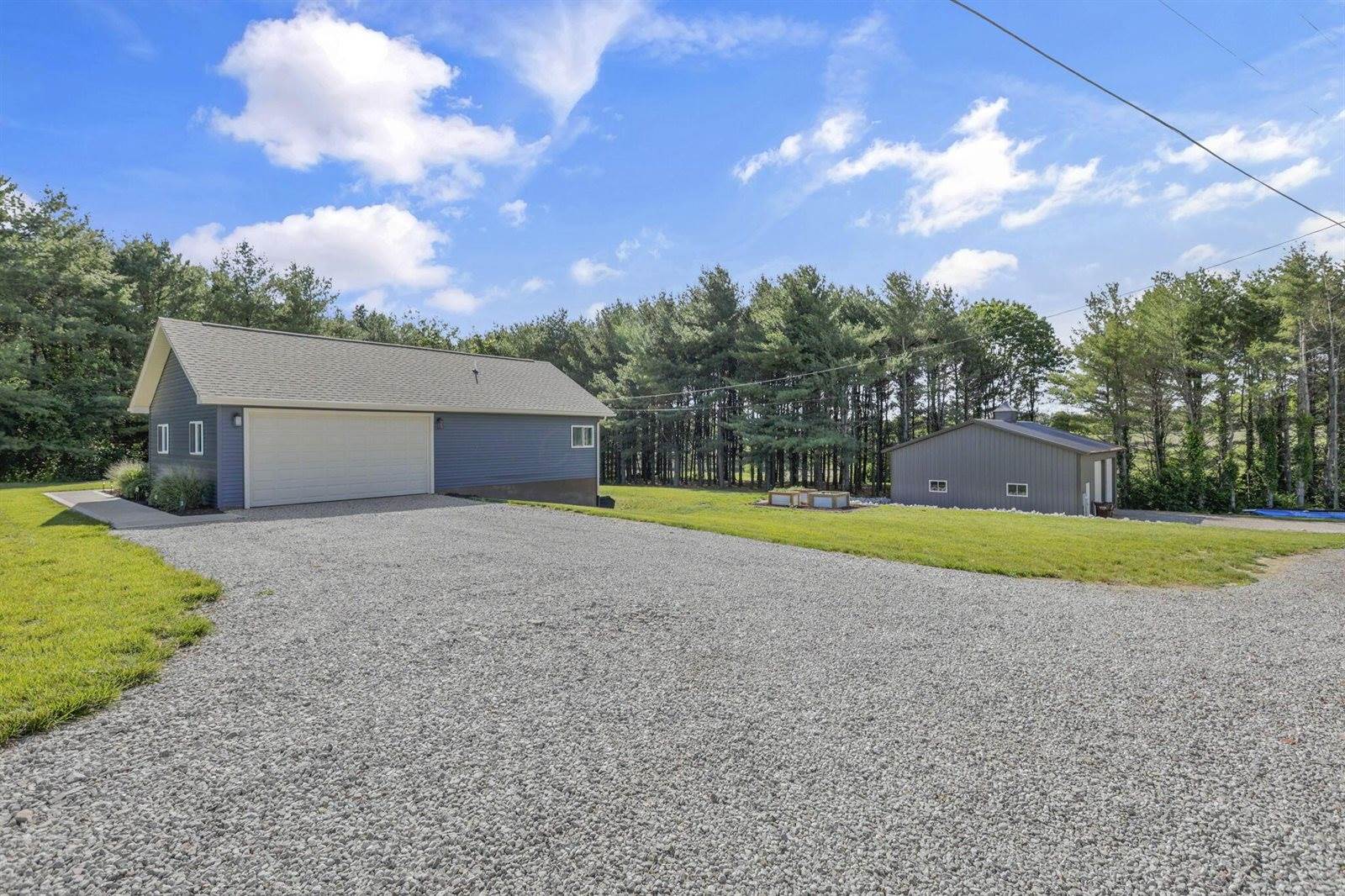 5312 Cincinnati Zanesville Road NE, Lancaster, OH 43130