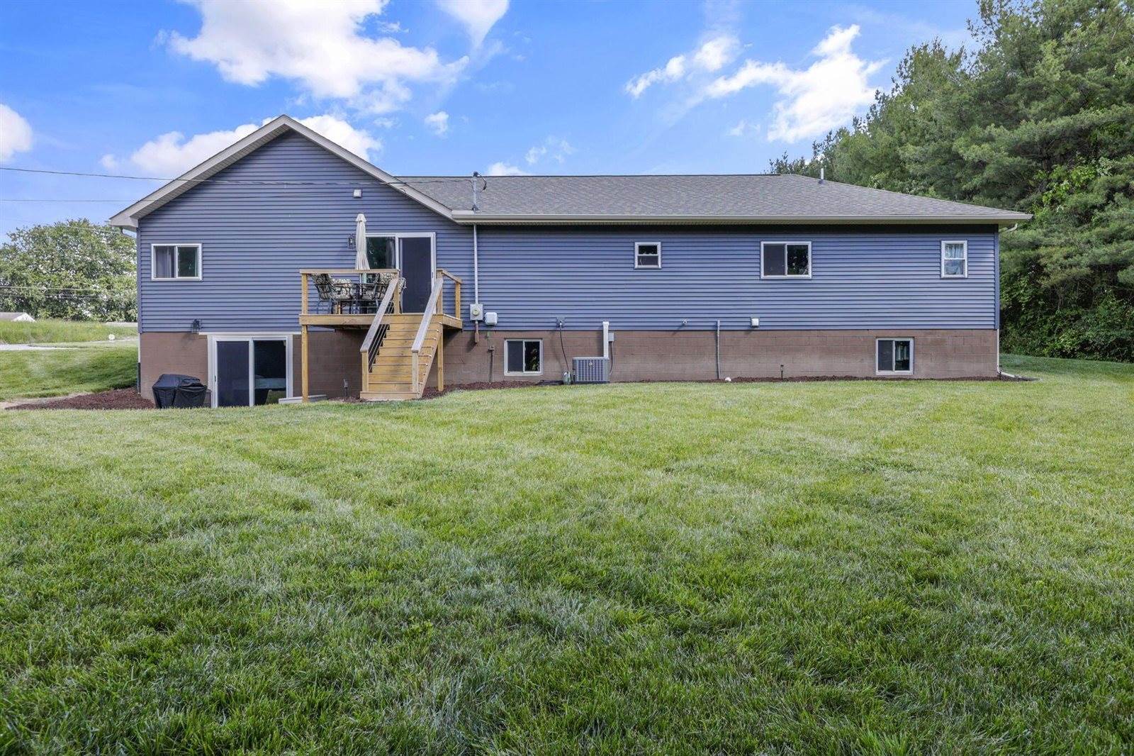 5312 Cincinnati Zanesville Road NE, Lancaster, OH 43130