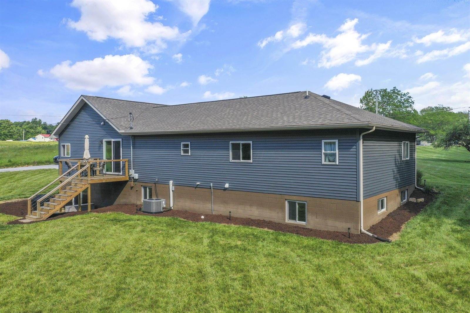 5312 Cincinnati Zanesville Road NE, Lancaster, OH 43130