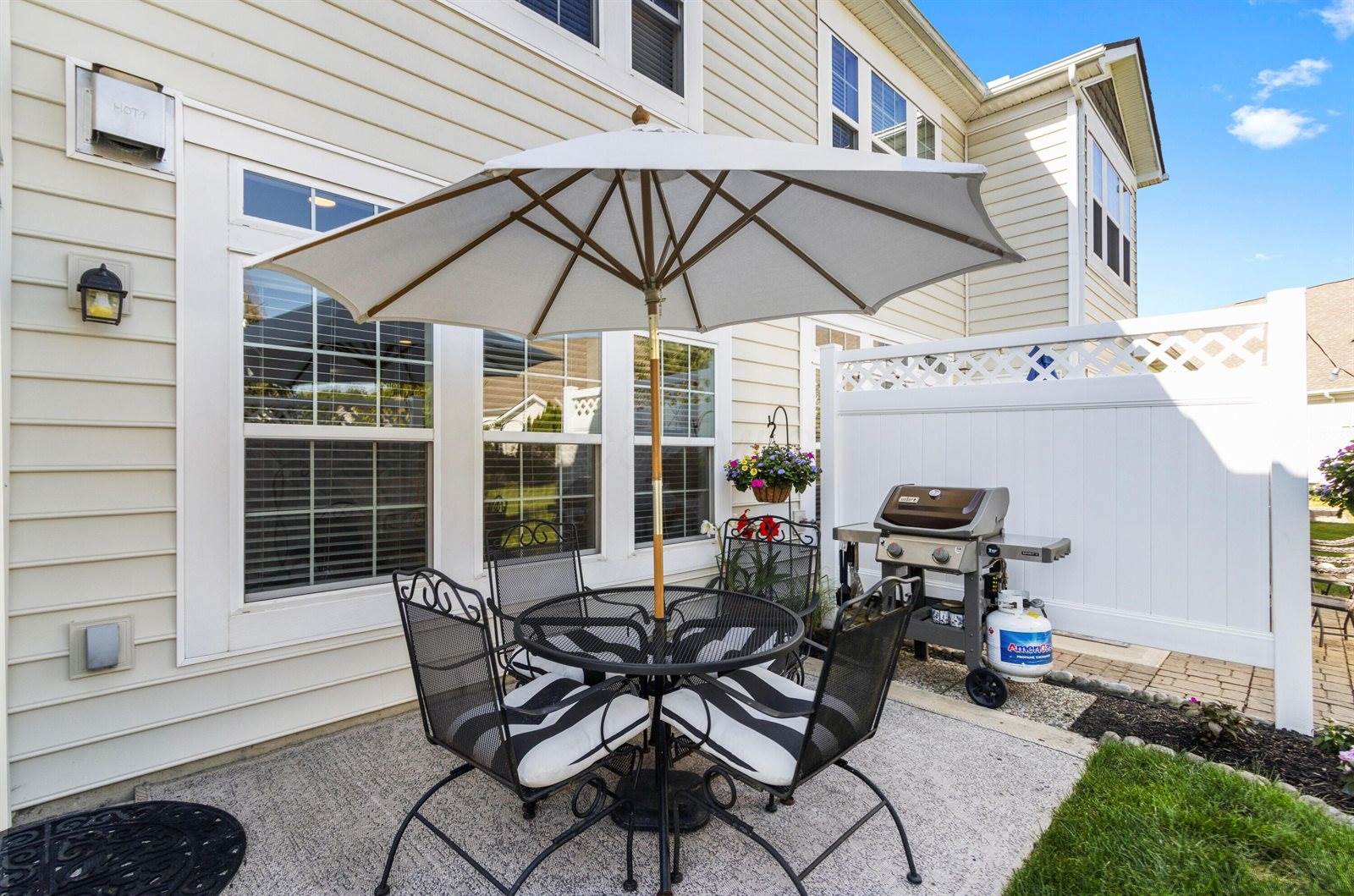 3834 Rennes Drive, Columbus, OH 43221