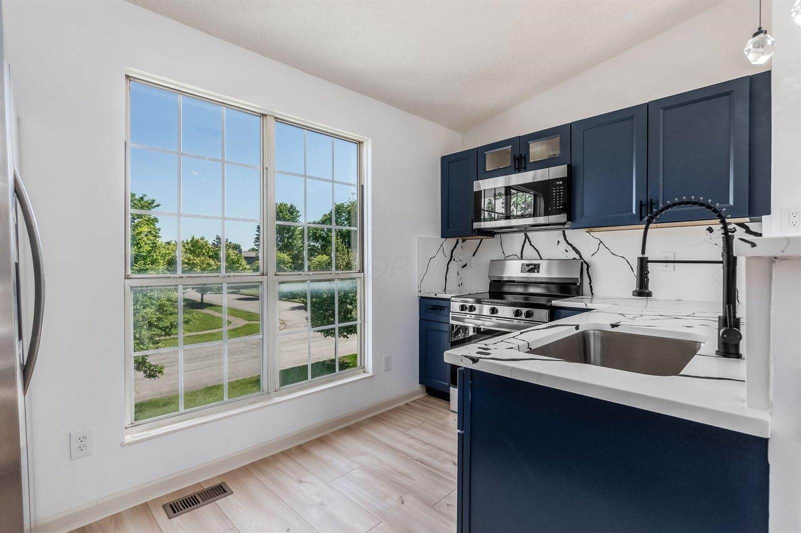 4984 Silver Bow Drive, Hilliard, OH 43026