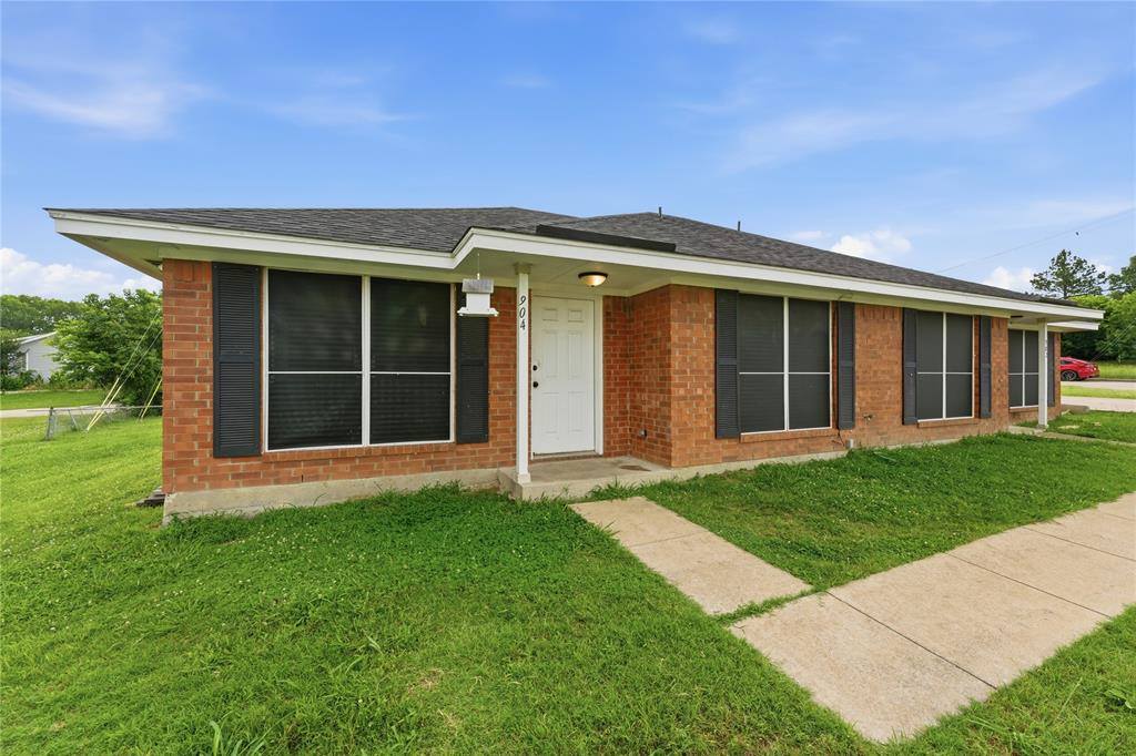 904 Overlook Drive, Midlothian, TX 76065