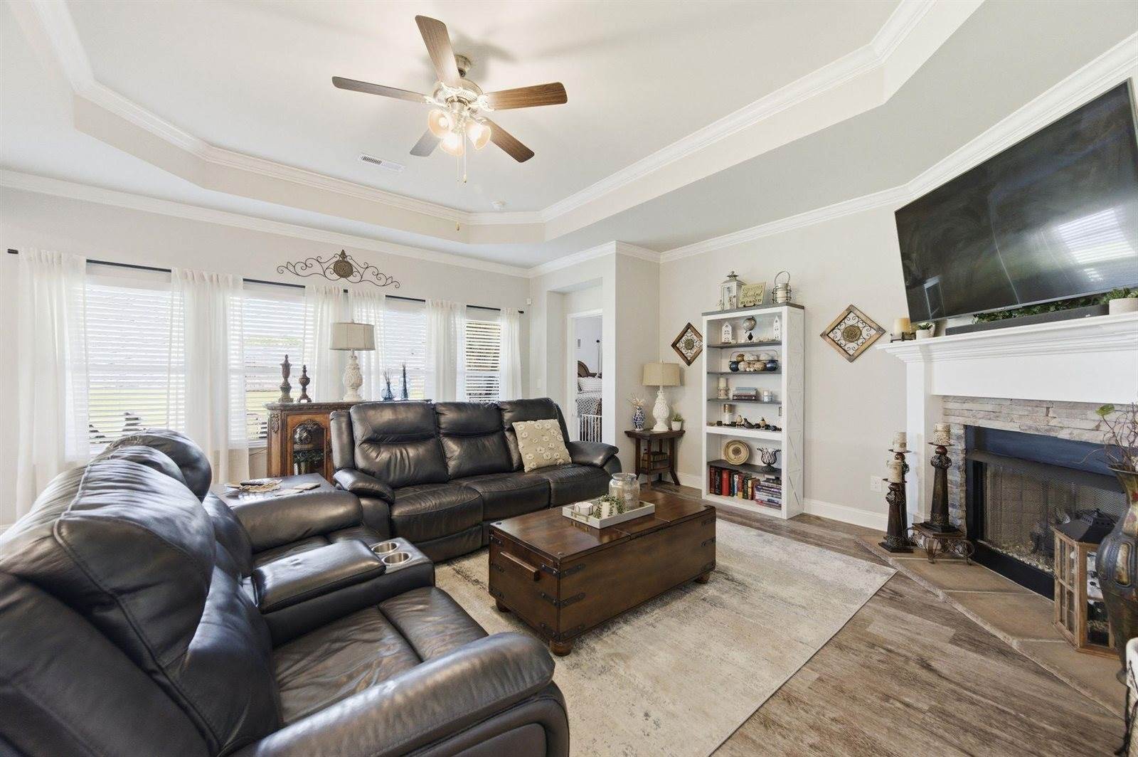 1828 Magnolia Ln, Cullman, AL 35055