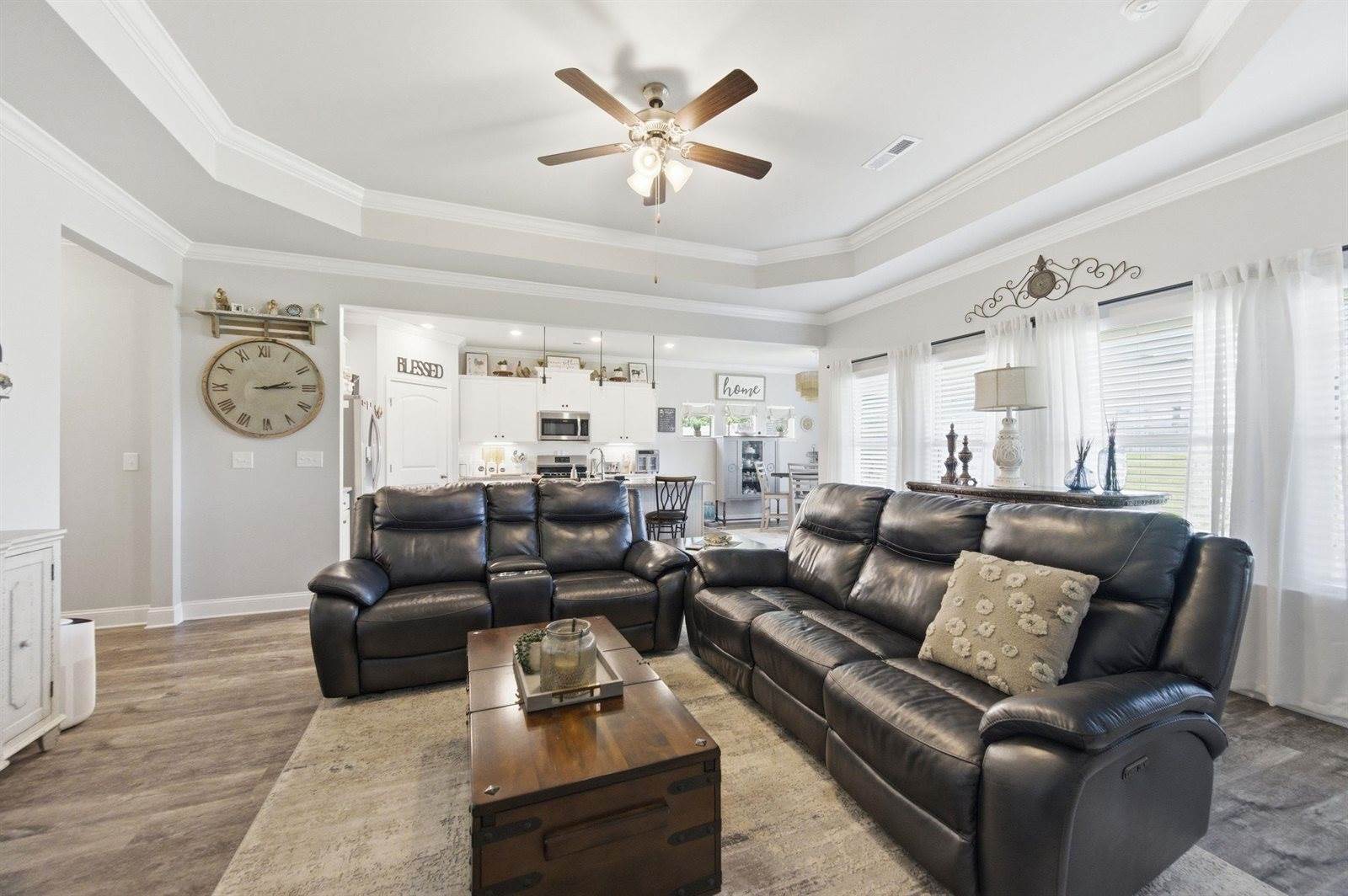 1828 Magnolia Ln, Cullman, AL 35055