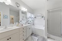 1828 Magnolia Ln, Cullman, AL 35055