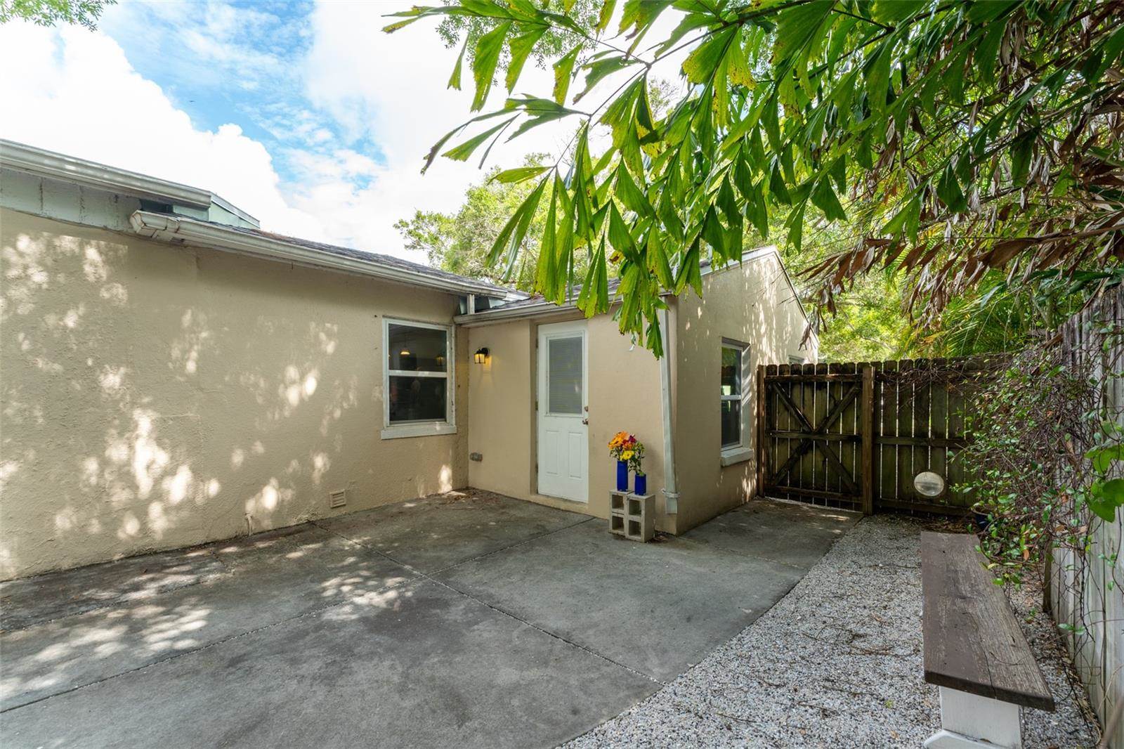130 41ST Avenue NE, Saint Petersburg, FL 33703