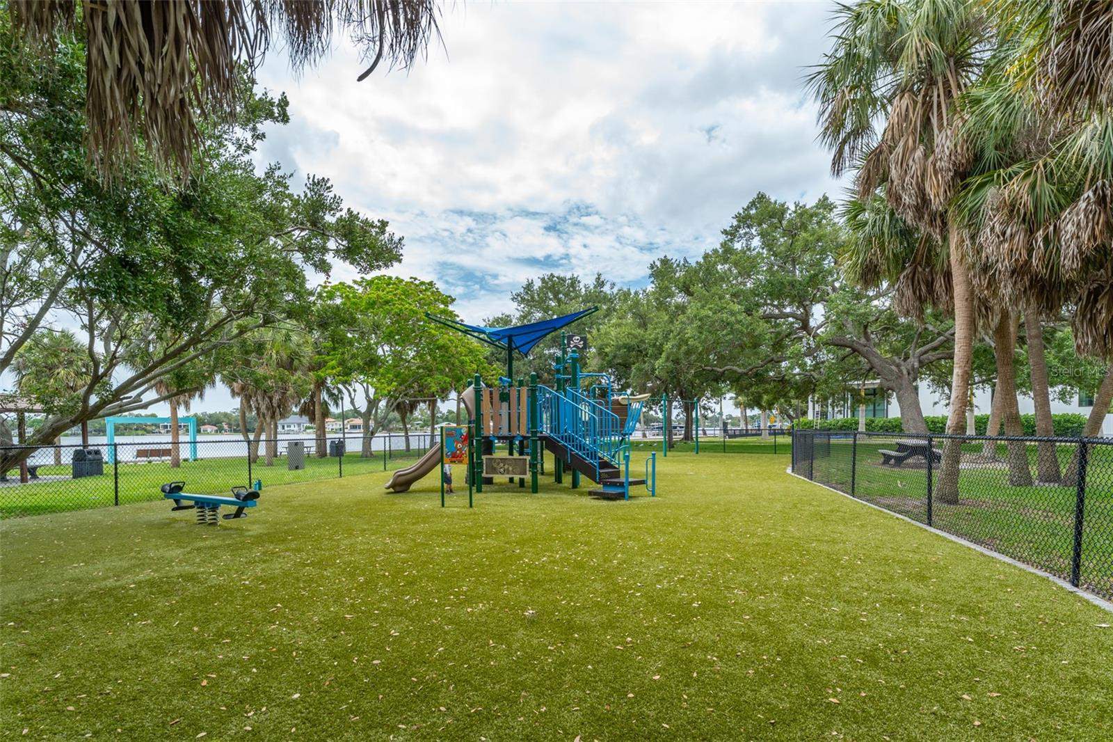 130 41ST Avenue NE, Saint Petersburg, FL 33703