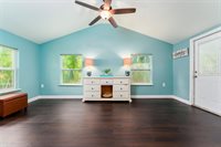130 41ST Avenue NE, Saint Petersburg, FL 33703