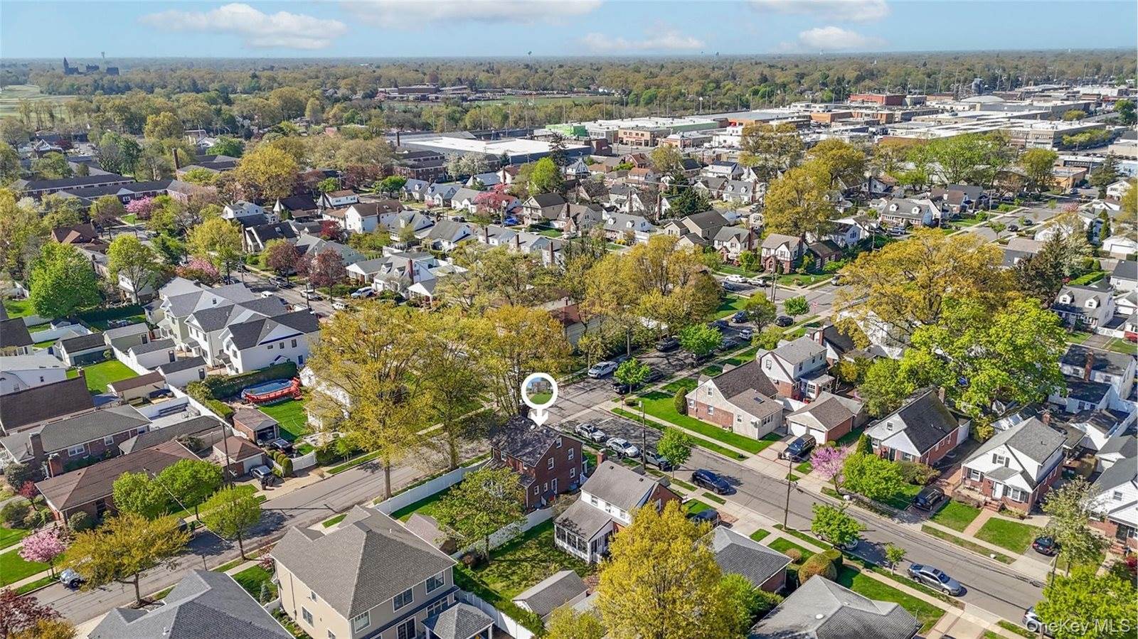 168 Latham Road, Mineola, NY 11501