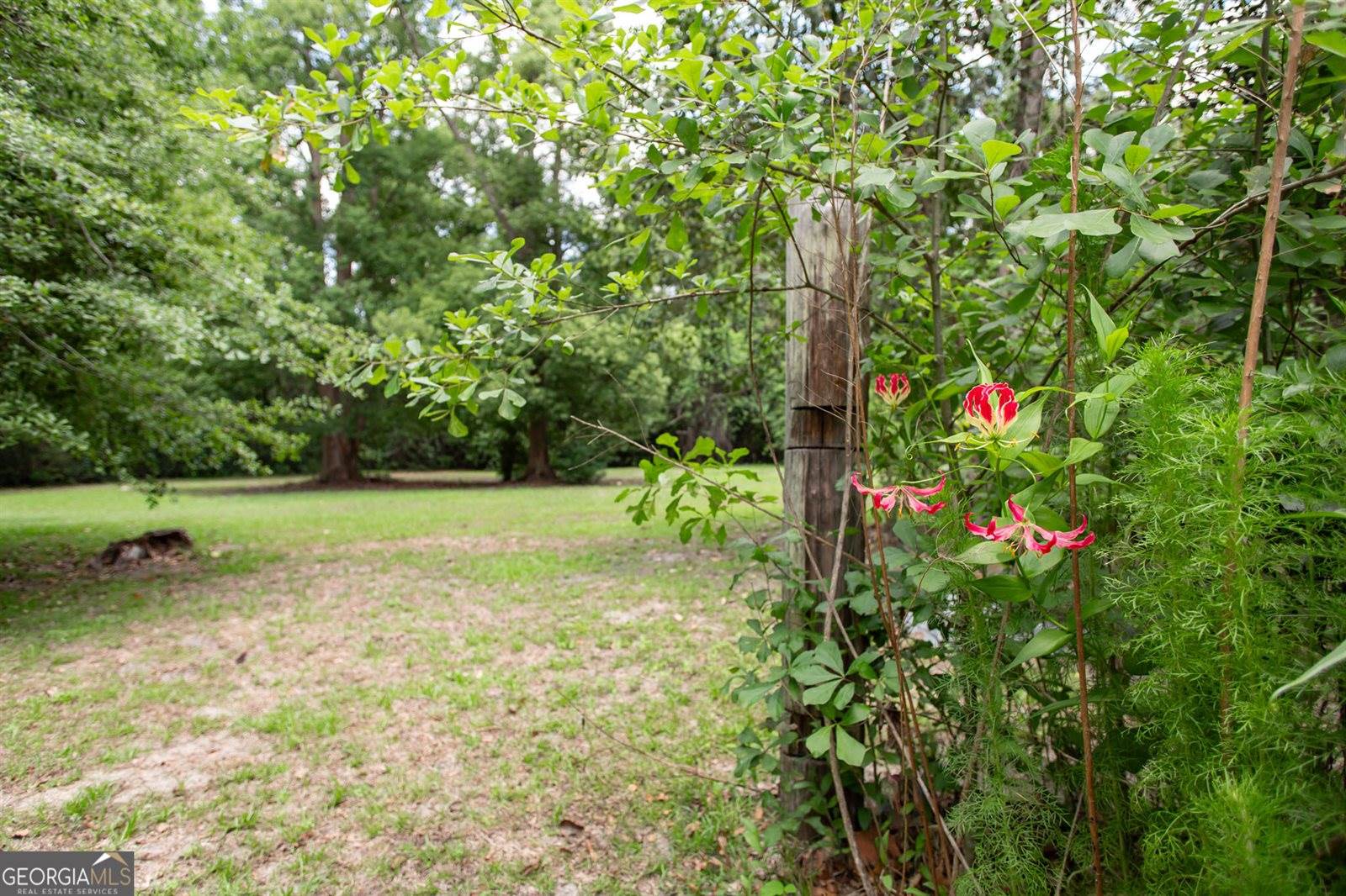 5860 East Main Street, Patterson, GA 31557