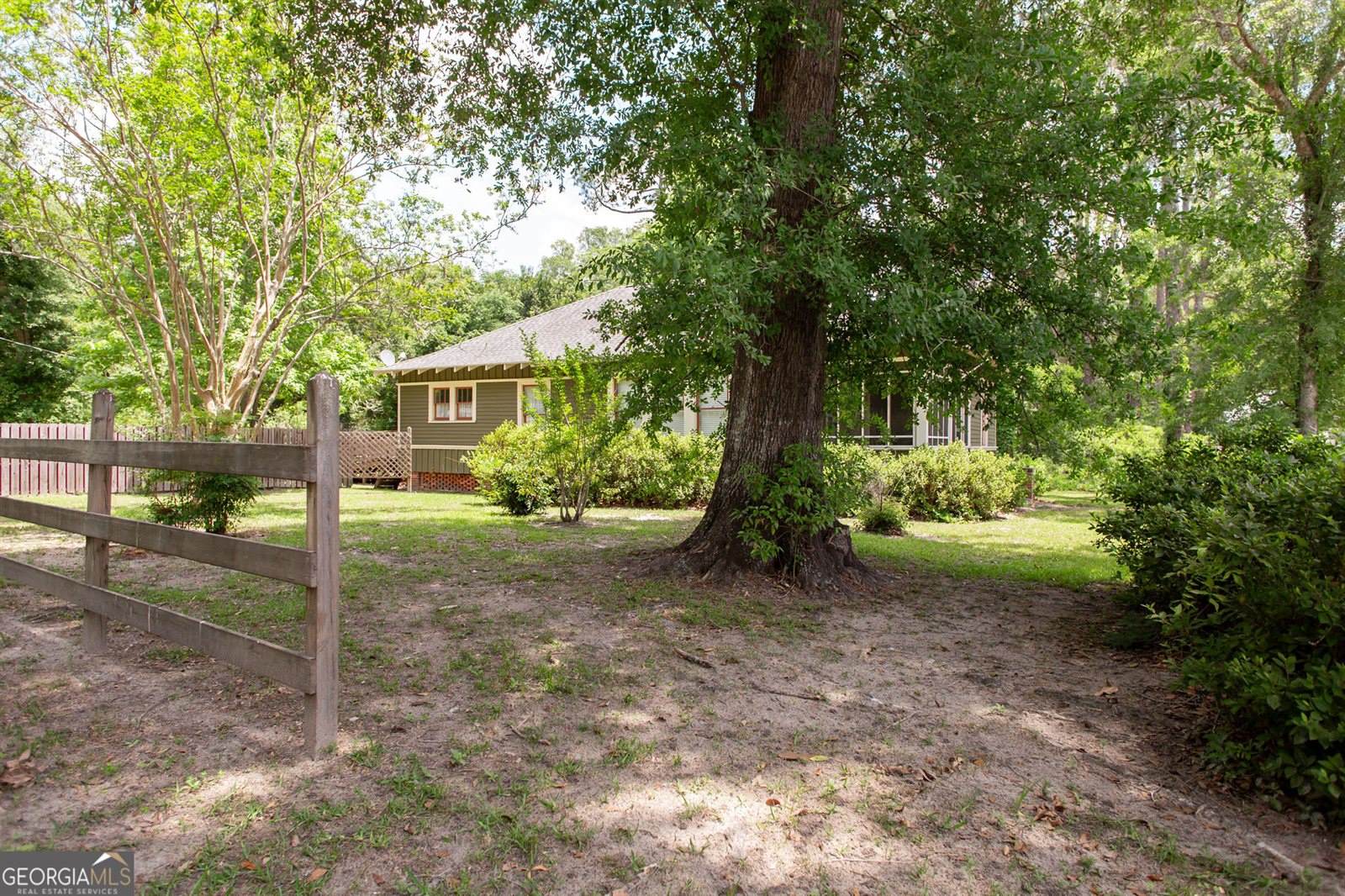 5860 East Main Street, Patterson, GA 31557