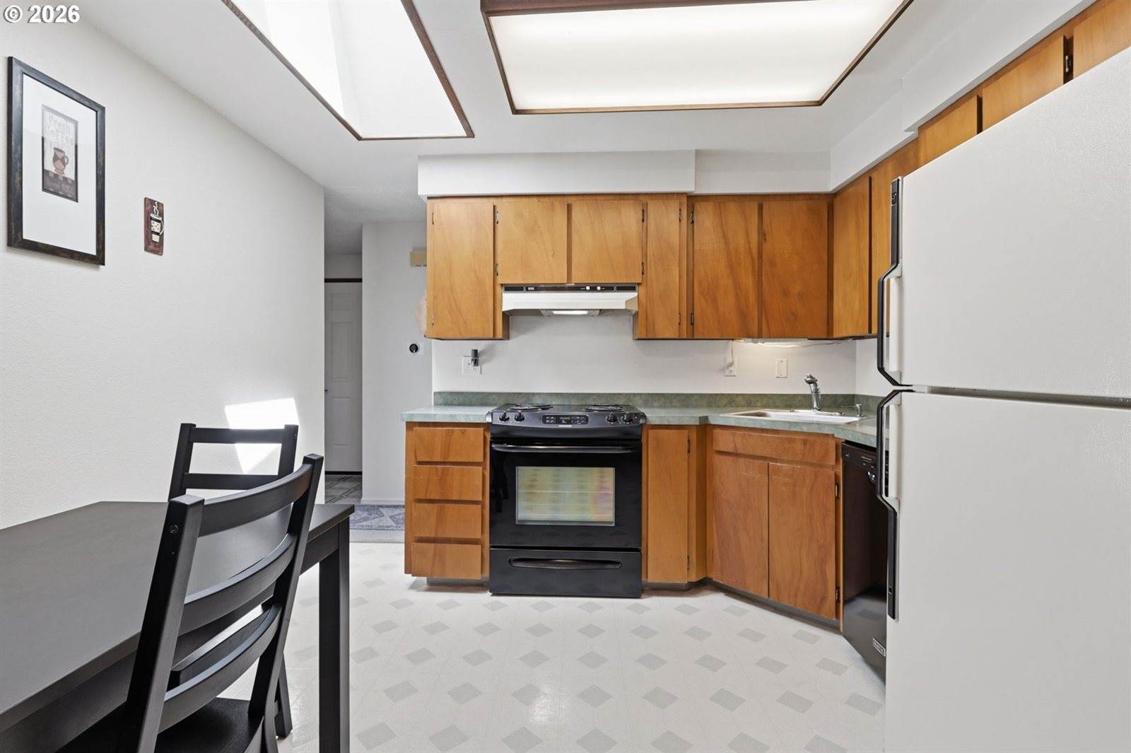 19654 SW Murphy St, Beaverton, OR 97078