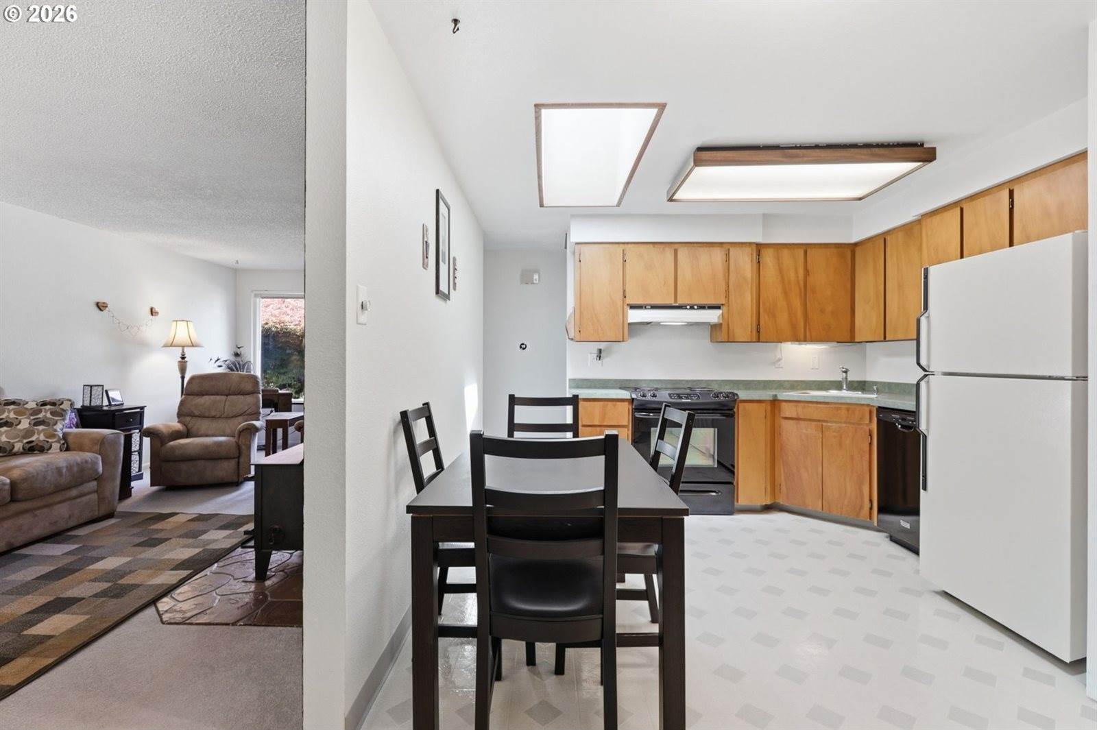 19654 SW Murphy St, Beaverton, OR 97078