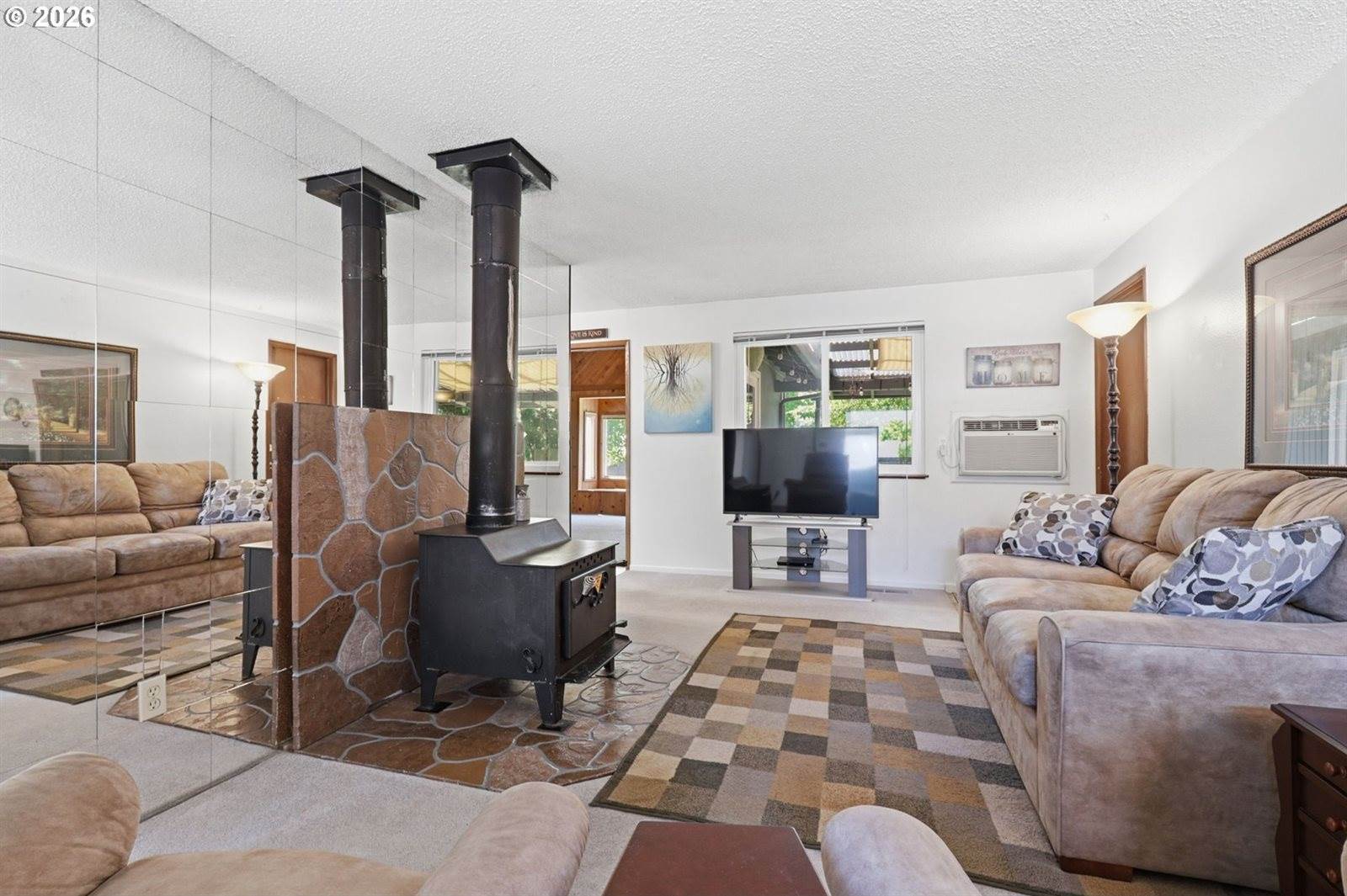 19654 SW Murphy St, Beaverton, OR 97078