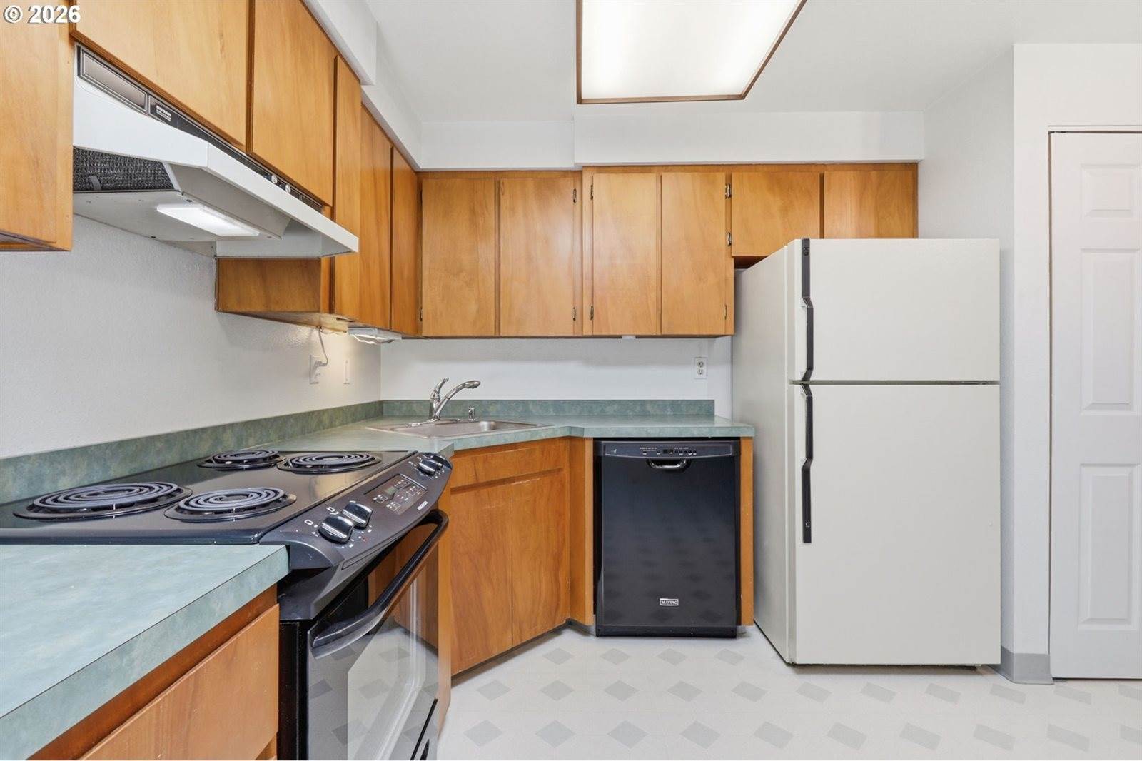 19654 SW Murphy St, Beaverton, OR 97078
