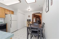 19654 SW Murphy St, Beaverton, OR 97078
