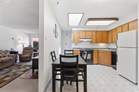 19654 SW Murphy St, Beaverton, OR 97078
