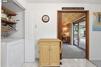 19654 SW Murphy St, Beaverton, OR 97078