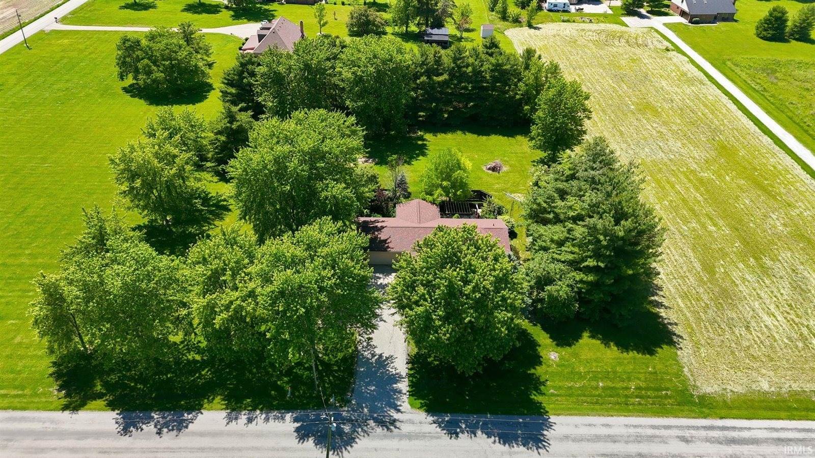 11201 S County Road 700 E, Selma, IN 47383