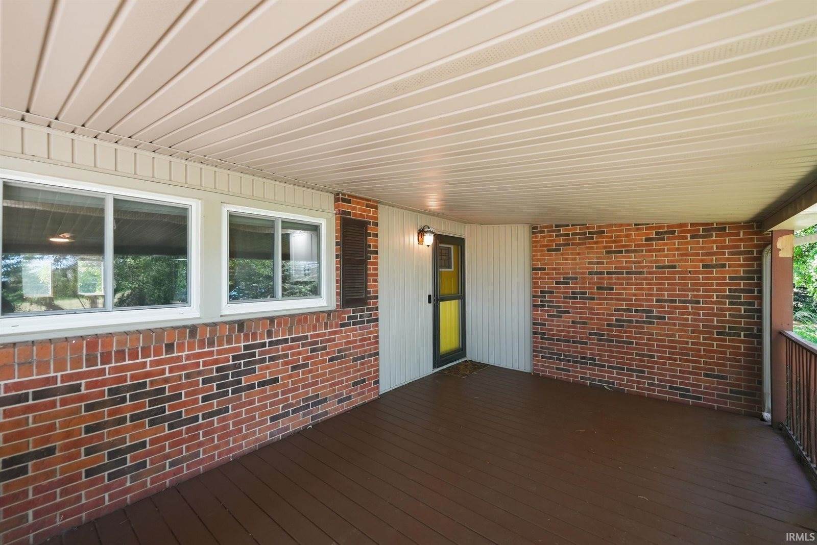 11201 S County Road 700 E, Selma, IN 47383