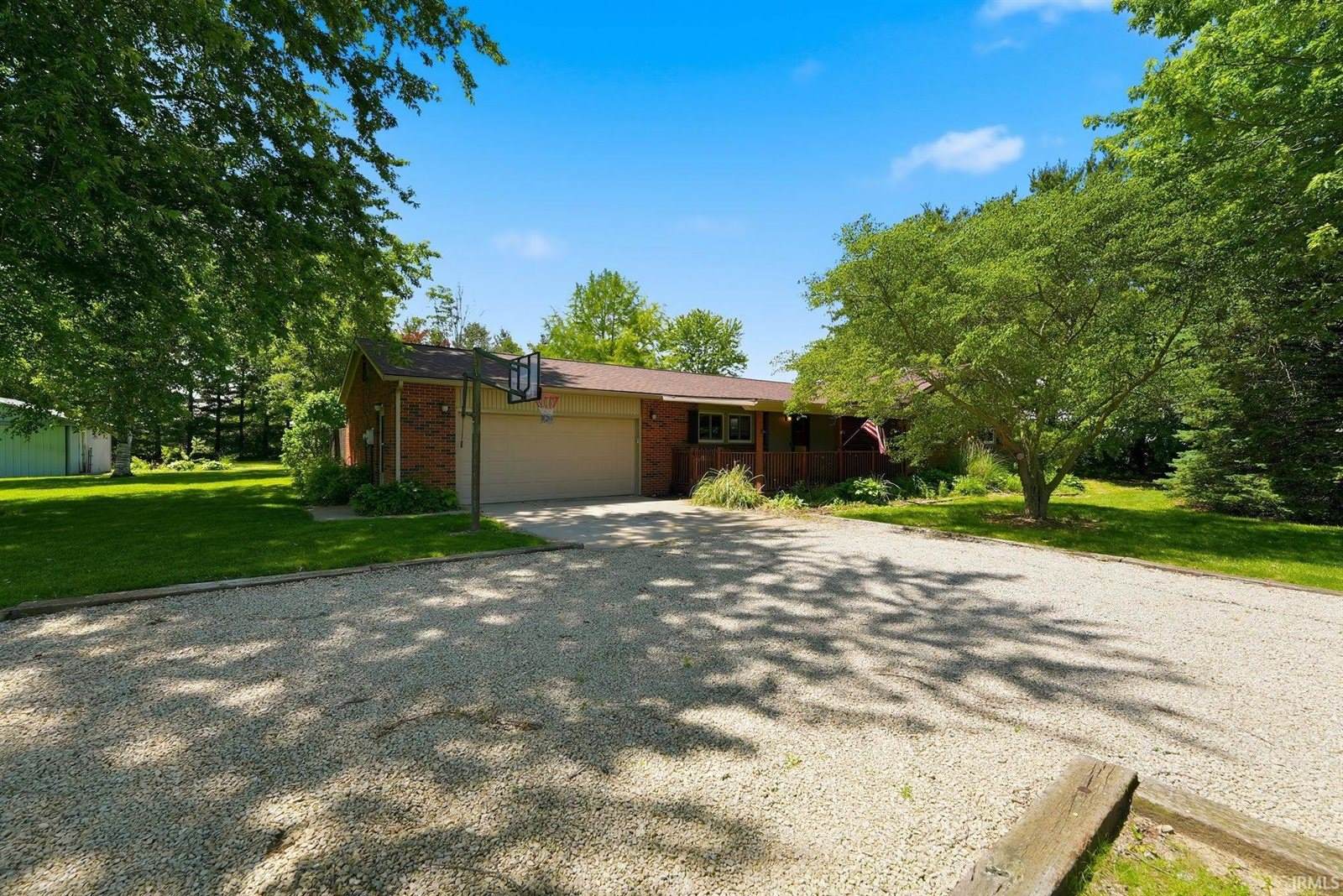 11201 S County Road 700 E, Selma, IN 47383