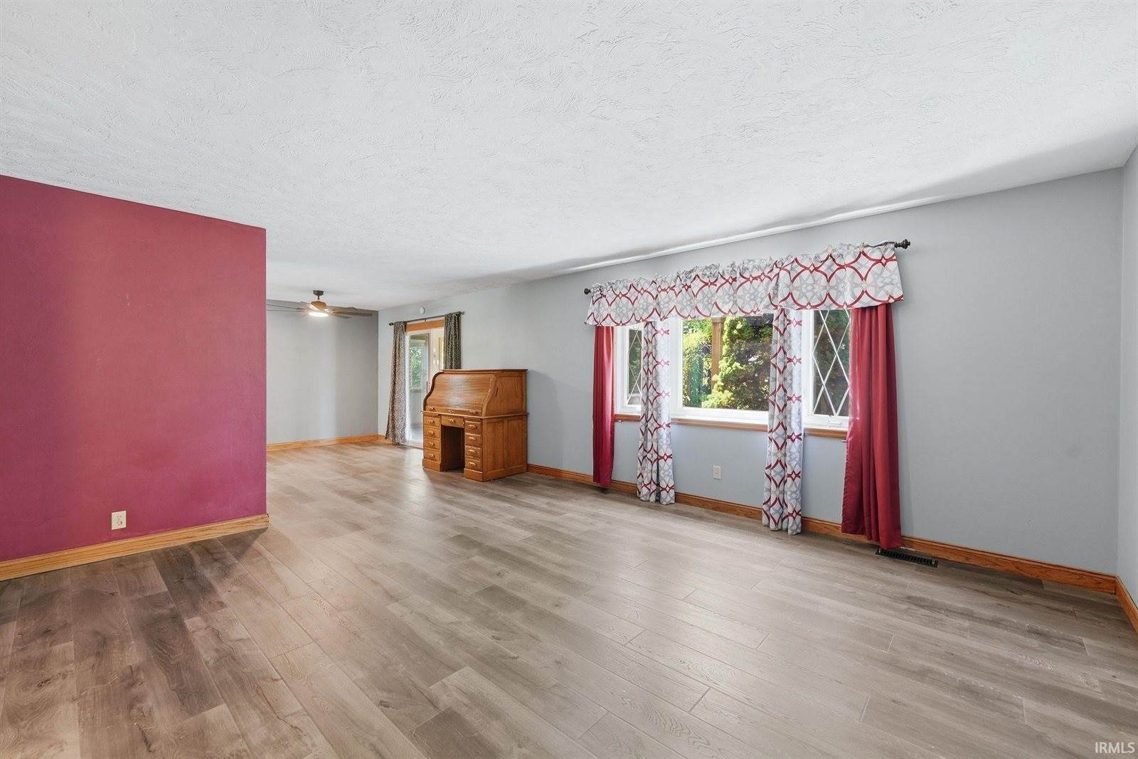 11201 S County Road 700 E, Selma, IN 47383