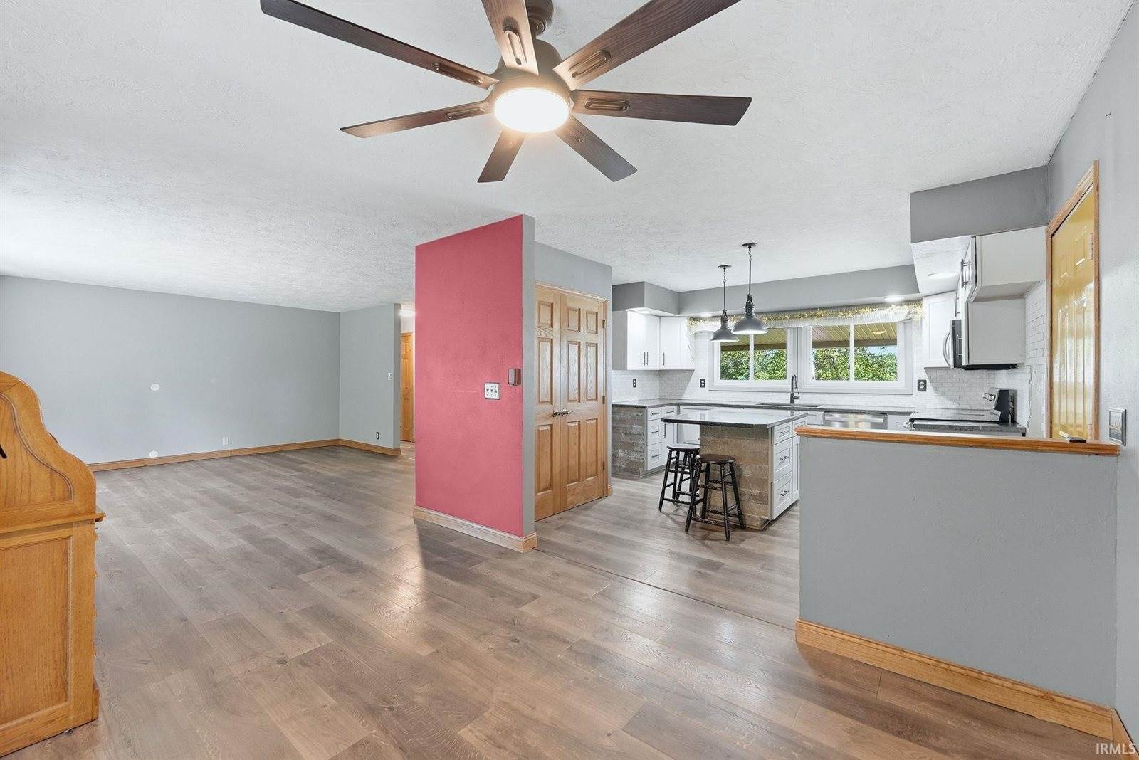 11201 S County Road 700 E, Selma, IN 47383