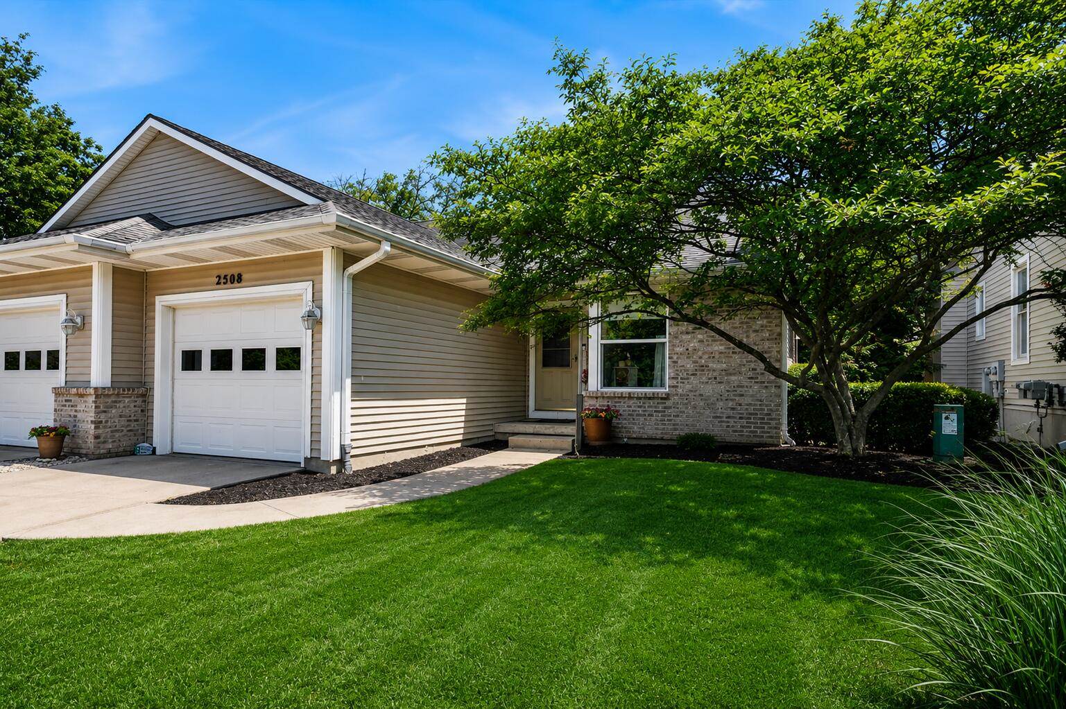 2508 Windbreak Lane, Lansing, MI 48910