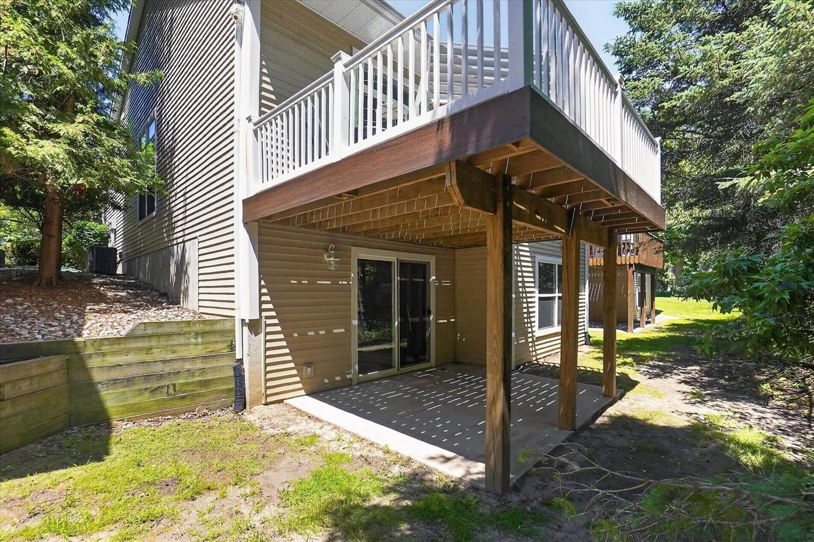 2508 Windbreak Lane, Lansing, MI 48910