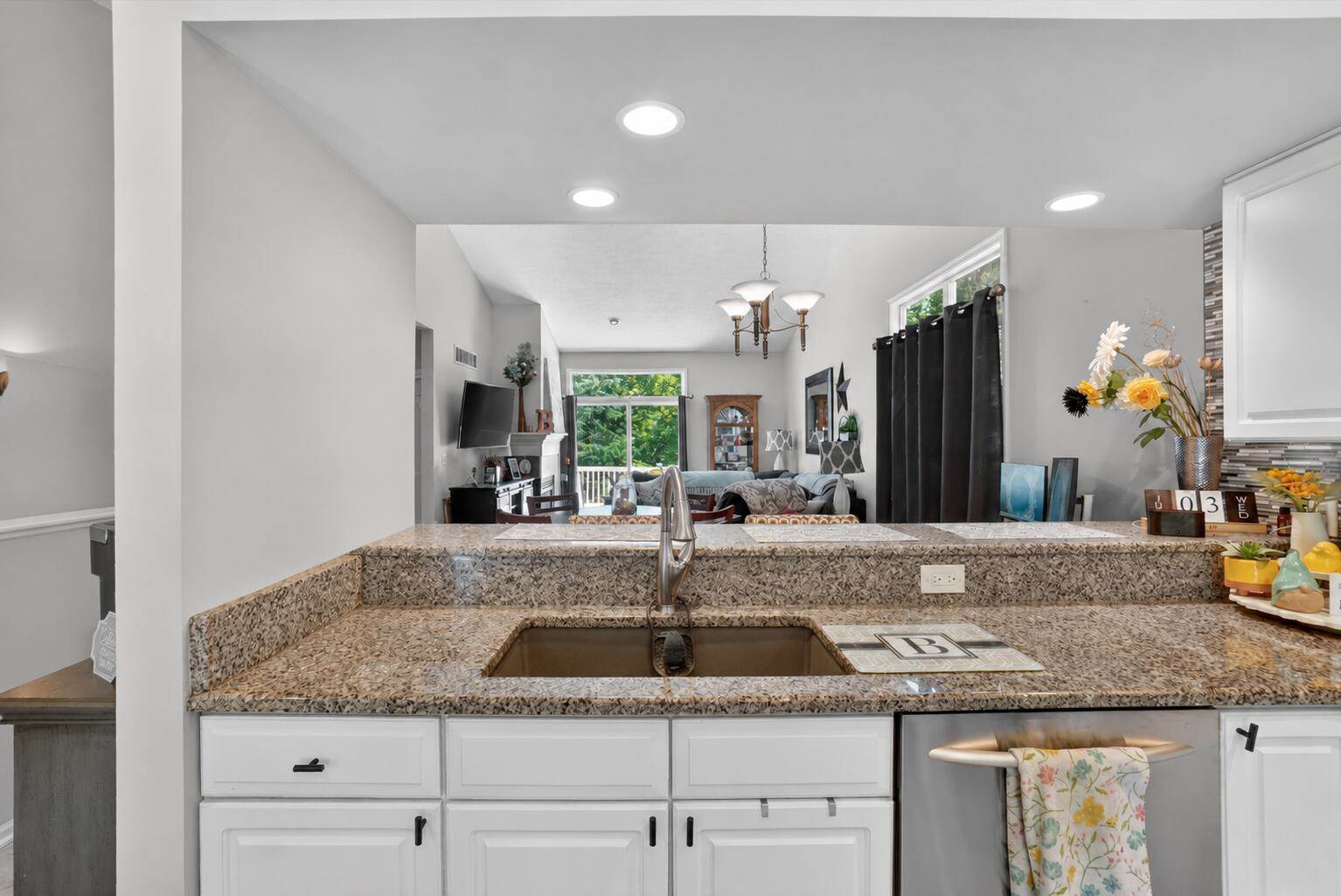 2508 Windbreak Lane, Lansing, MI 48910