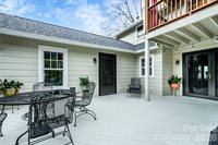 832 4th Avenue West, Hendersonville, NC 28739